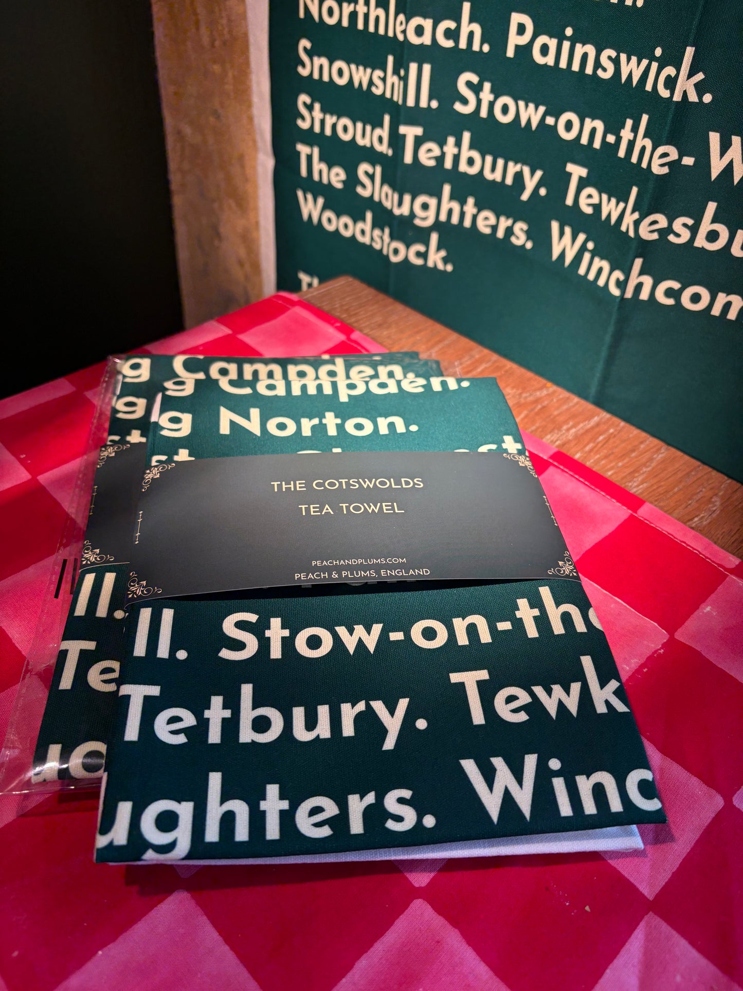 The Cotswolds Tea Towel Green