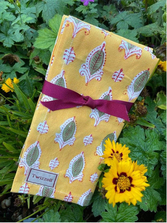 Yellow Napkin Set - Set Of 4